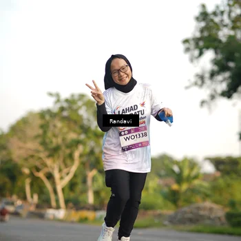 Runner Photo 7687419