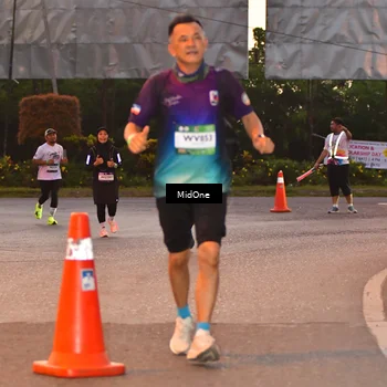Runner Photo 7687424