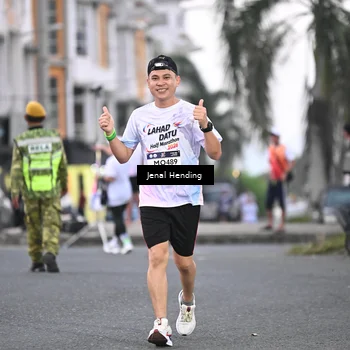 Runner Photo 7687431