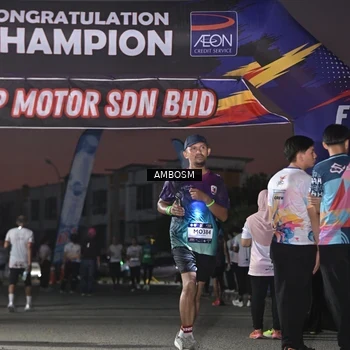 Runner Photo 7687437