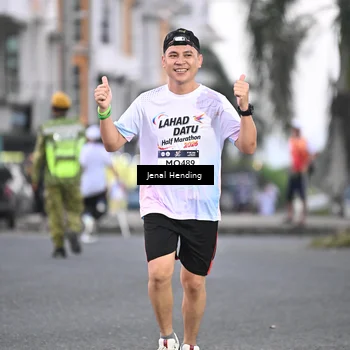 Runner Photo 7687440