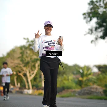 Runner Photo 7687441