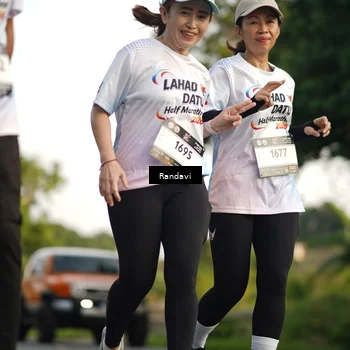 Runner Photo 7687450