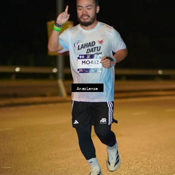 Runner Photo 7687456