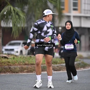 Runner Photo 7687474