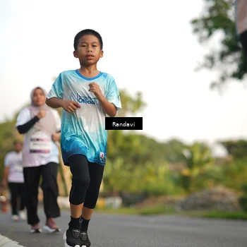 Runner Photo 7687478