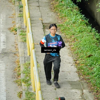 Runner Photo 7687482