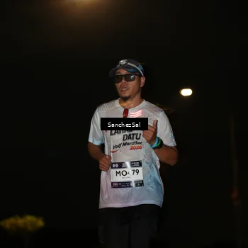 Runner Photo 7687503