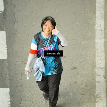 Runner Photo 7687509