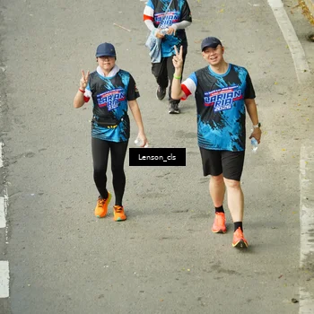 Runner Photo 7687529