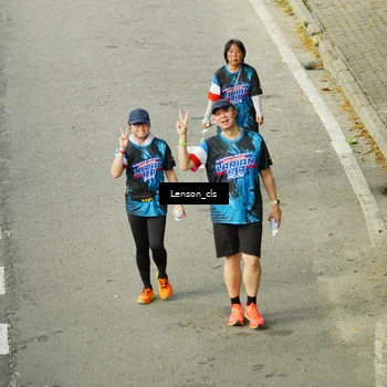 Runner Photo 7687538