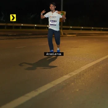 Runner Photo 7687540