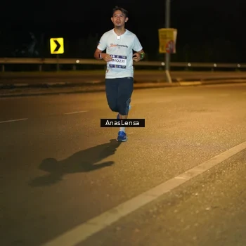 Runner Photo 7687552