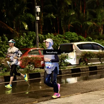 Runner Photo 7687555