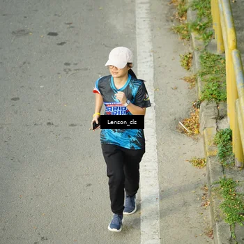 Runner Photo 7687565
