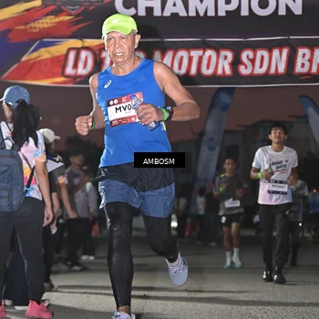 Runner Photo 7687568