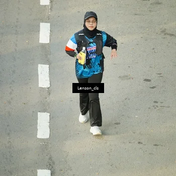 Runner Photo 7687615