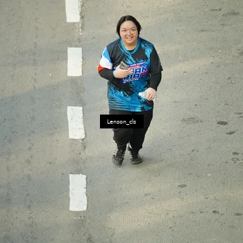 Runner Photo 7687617
