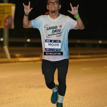 Runner Photo 7687623