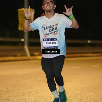 Runner Photo 7687630