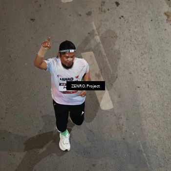 Runner Photo 7687658