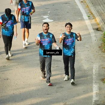 Runner Photo 7687698