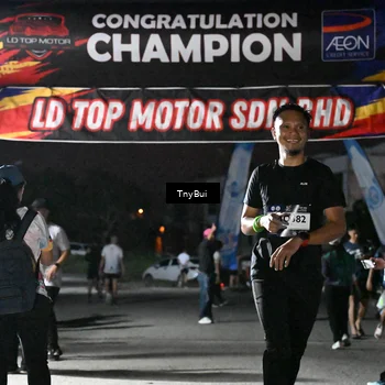 Runner Photo 7687706