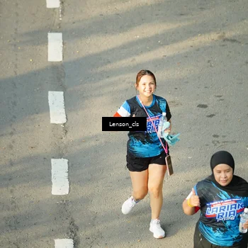 Runner Photo 7687707