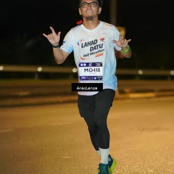 Runner Photo 7687713