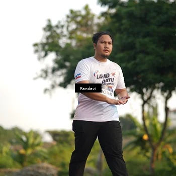 Runner Photo 7687719