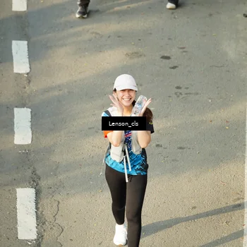 Runner Photo 7687725