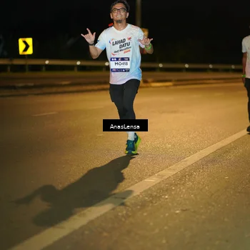 Runner Photo 7687727