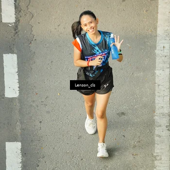 Runner Photo 7687740