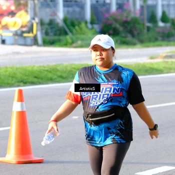 Runner Photo 7687787