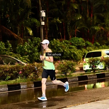 Runner Photo 7687800