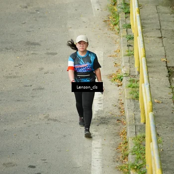 Runner Photo 7687804