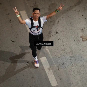Runner Photo 7687813