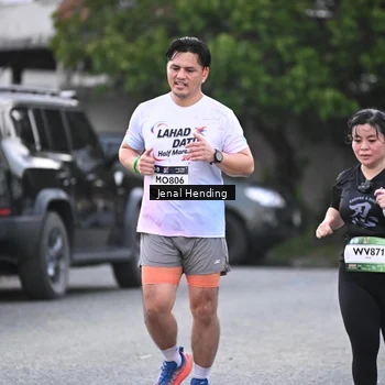 Runner Photo 7687816