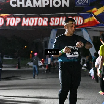 Runner Photo 7687817