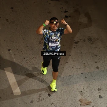 Runner Photo 7687828