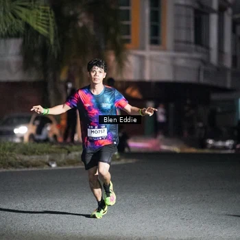 Runner Photo 7687844