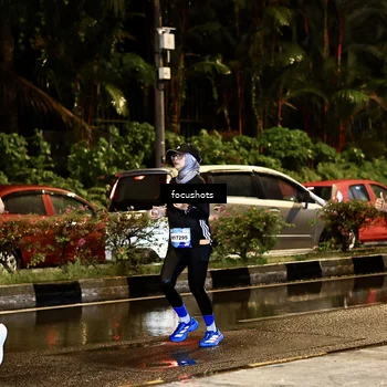 Runner Photo 7687855