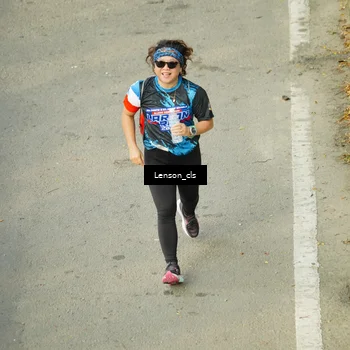 Runner Photo 7687863