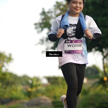 Runner Photo 7687864