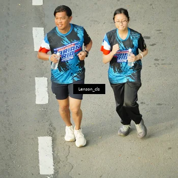Runner Photo 7687877