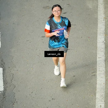 Runner Photo 7687914