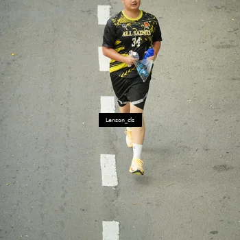 Runner Photo 7687919