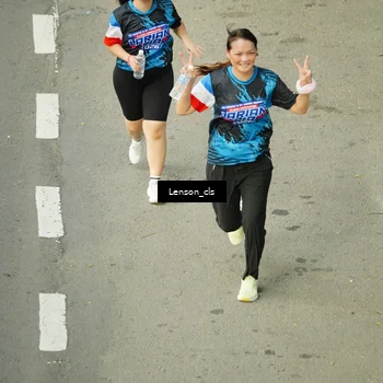 Runner Photo 7687933