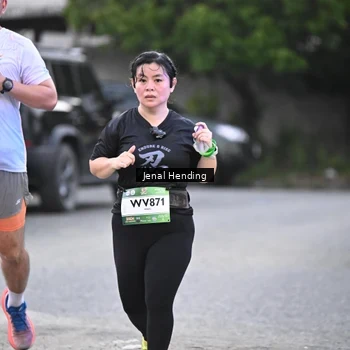 Runner Photo 7687935