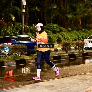 Runner Photo 7687939